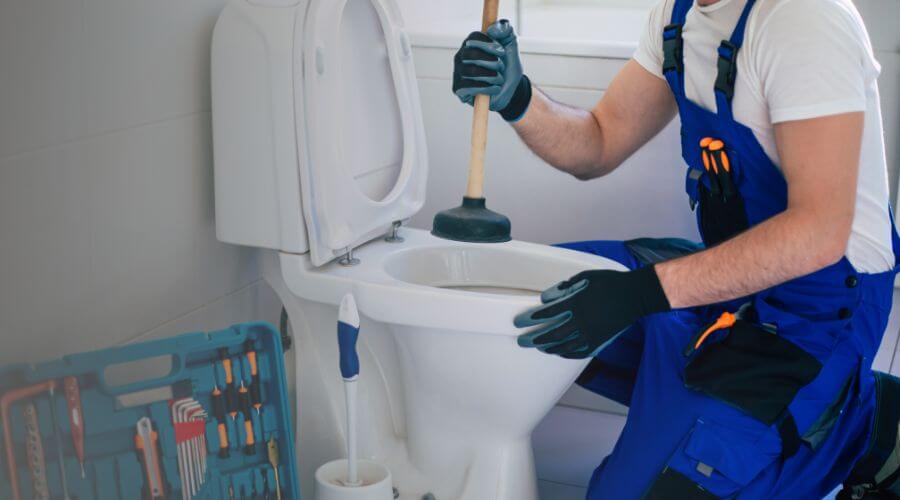 sewer line plumber in Ludlow, CA